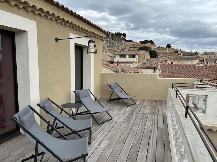 Villa De Charme Châteauneuf-de-Gadagne Buitenkant foto